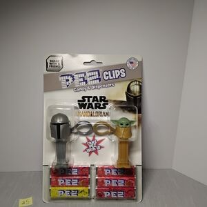 NIP STAR WARS Mandalorian and The Child (Baby Yoda) Pez Clips